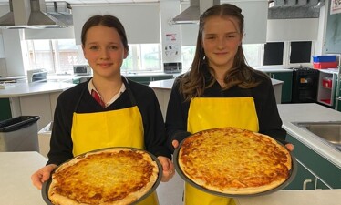 Making and designing pizza at KCC